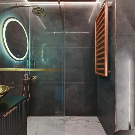 Apartment Glamorous Jacuzzi By Downtown Gdansk